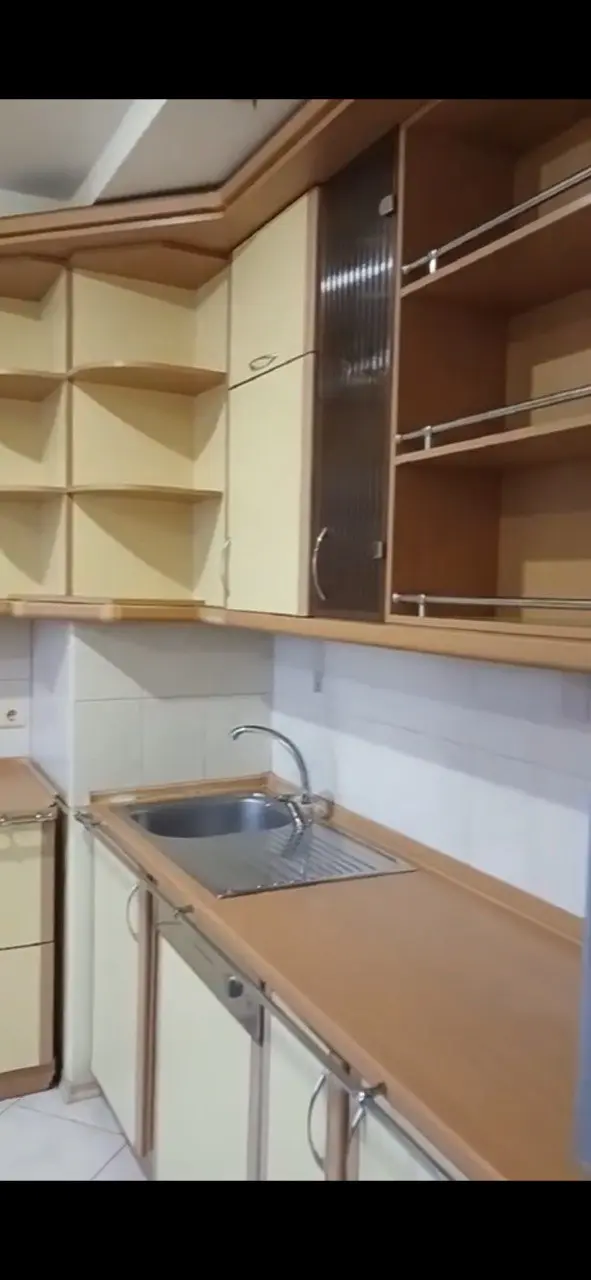 Фото Зняти 3 кімнатну квартиру, Лісового вул. 30 Кривий Ріг в довгострокову оренду, ціна: 12000 UAH, код 4392