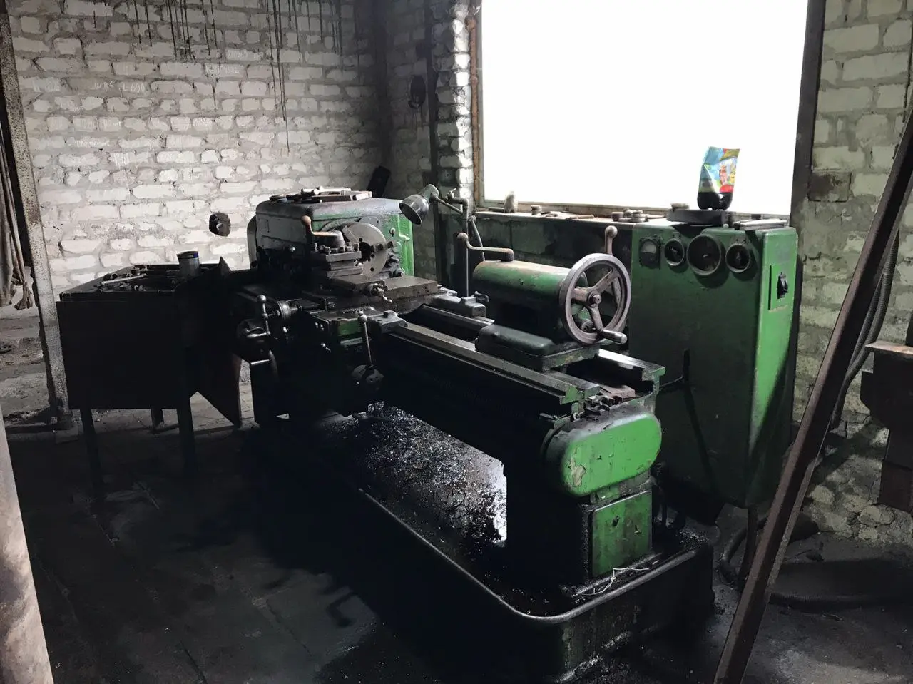 Фото Selling a warehouse, 1200 sq.m., Aktsionerna Street  Kryvyi Rih, price: 300000 $, code 4401