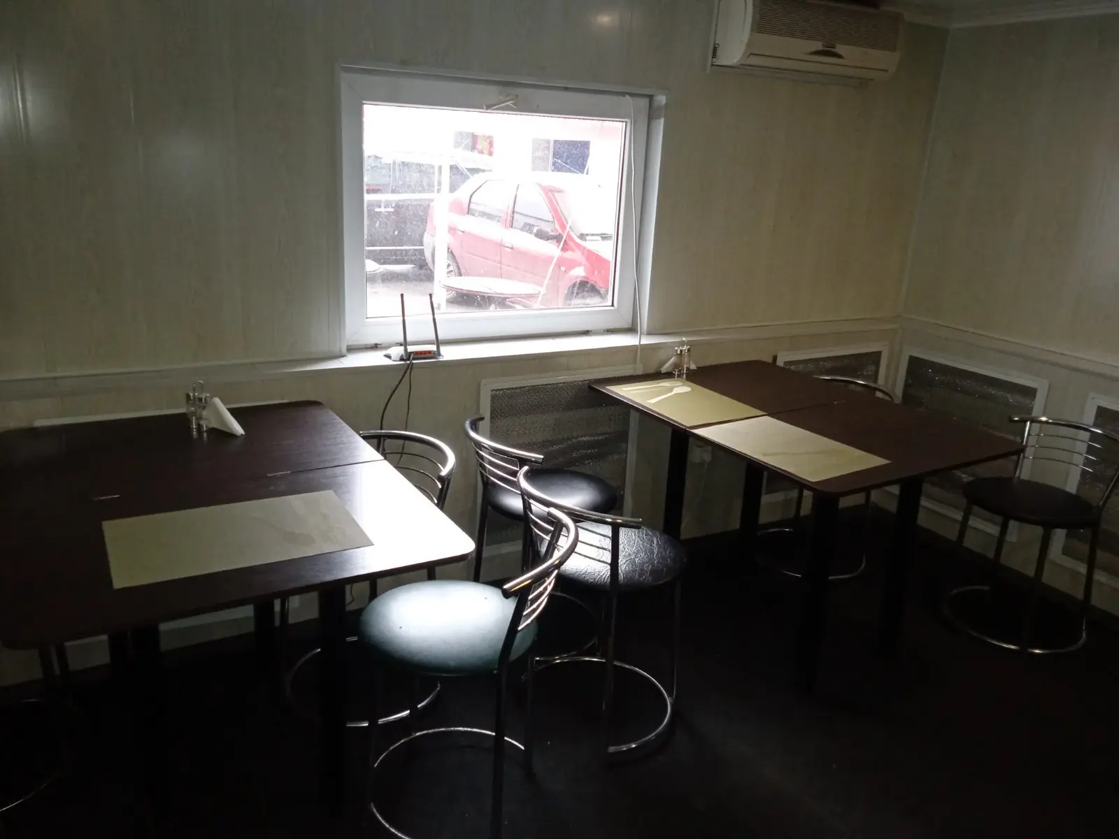 Фото Арендовать торговую площадь, Днепровское шоссе  Кривой Рог в долгосрочную аренду, цена: 7500 UAH, код 4411