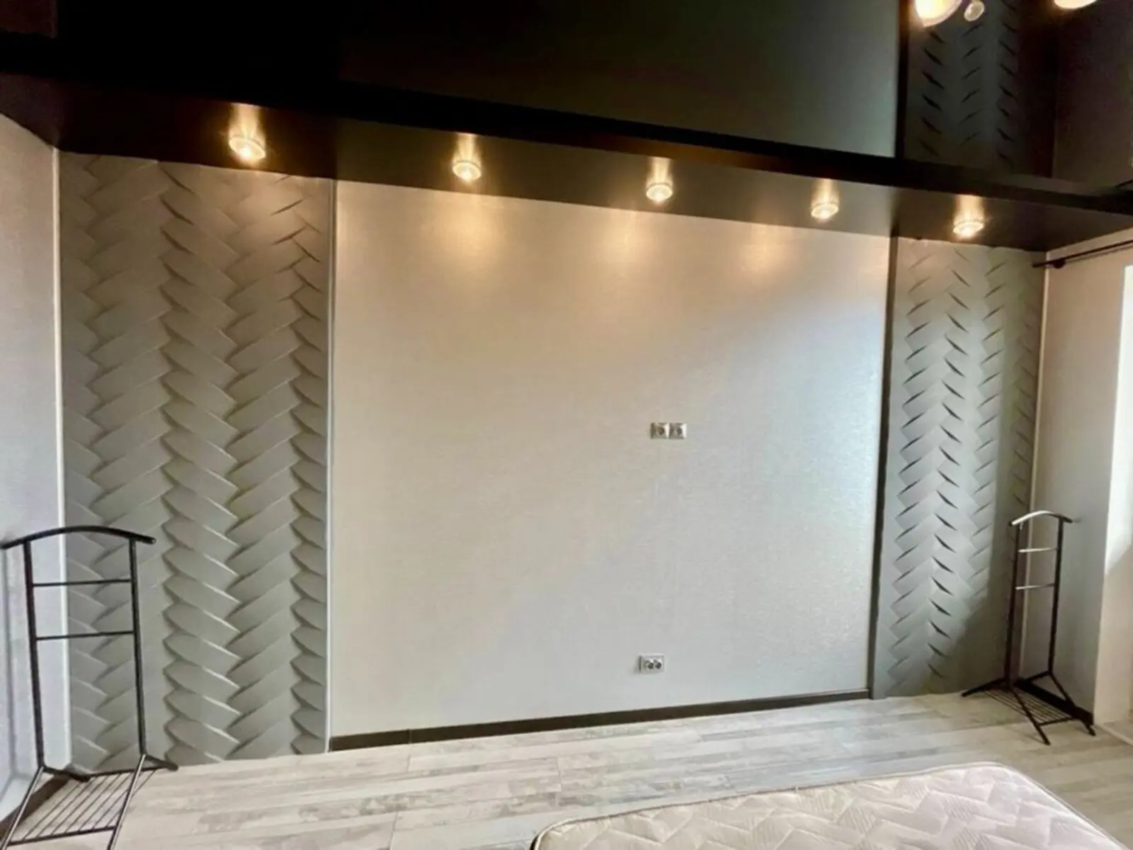 Фото Selling a 1-room apartment, 53 sq.m., Teremkivska Street 3а Kyiv, price: 115000 $, code 4418