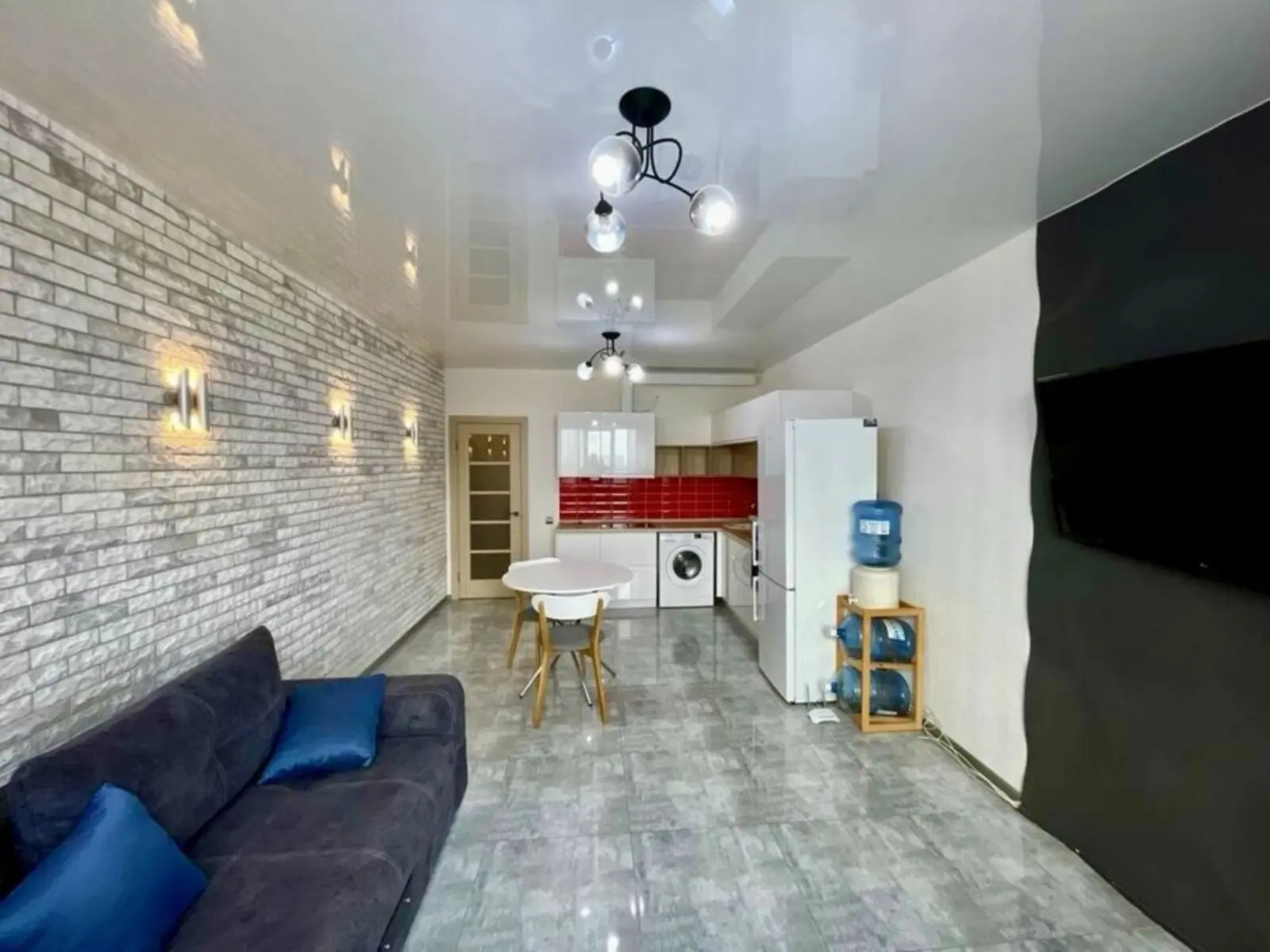 Фото Selling a 1-room apartment, 53 sq.m., Teremkivska Street 3а Kyiv, price: 115000 $, code 4418