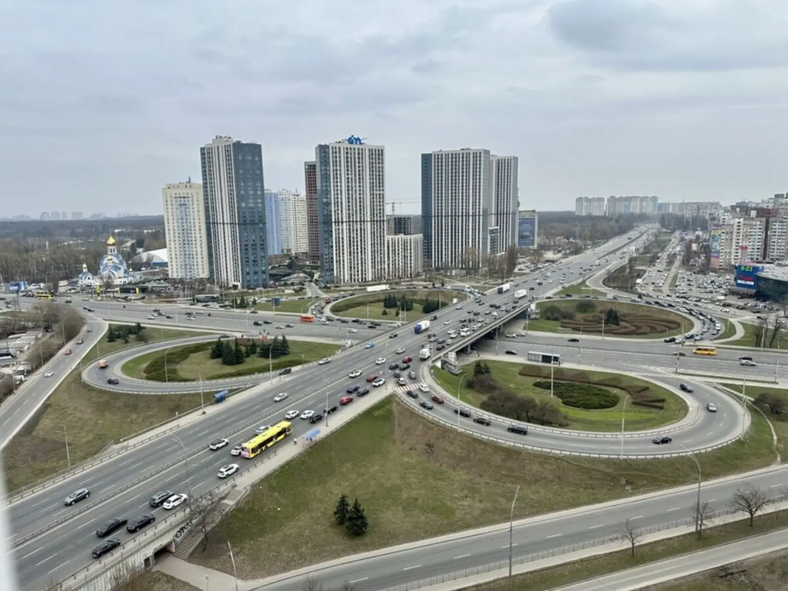 Фото Selling a 1-room apartment, 53 sq.m., Teremkivska Street 3а Kyiv, price: 115000 $, code 4418