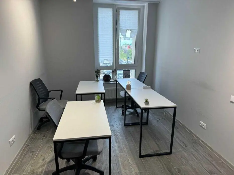 Фото Орендувати офіс, Зарічна вул.  Київ в довгострокову оренду, ціна: 36550 грн, код 4421