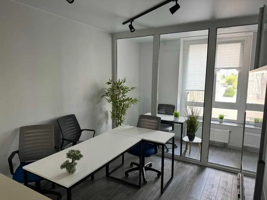 Фото Орендувати офіс, Зарічна вул.  Київ в довгострокову оренду, ціна: 36550 грн, код 4421