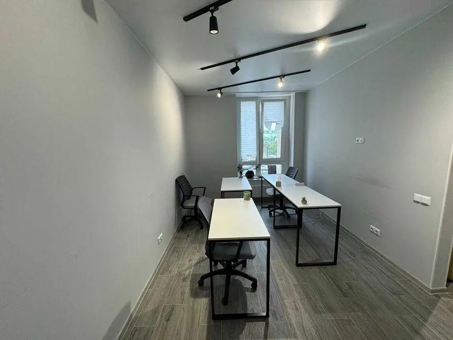 Фото Орендувати офіс, Зарічна вул.  Київ в довгострокову оренду, ціна: 36550 грн, код 4421