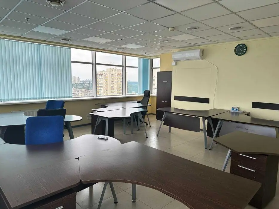 Фото Орендувати офіс, Митрополита Андрея Шептицького вул. (Анатолія Луначарського) 4 Київ в довгострокову оренду, ціна: 45000 грн, код 4423