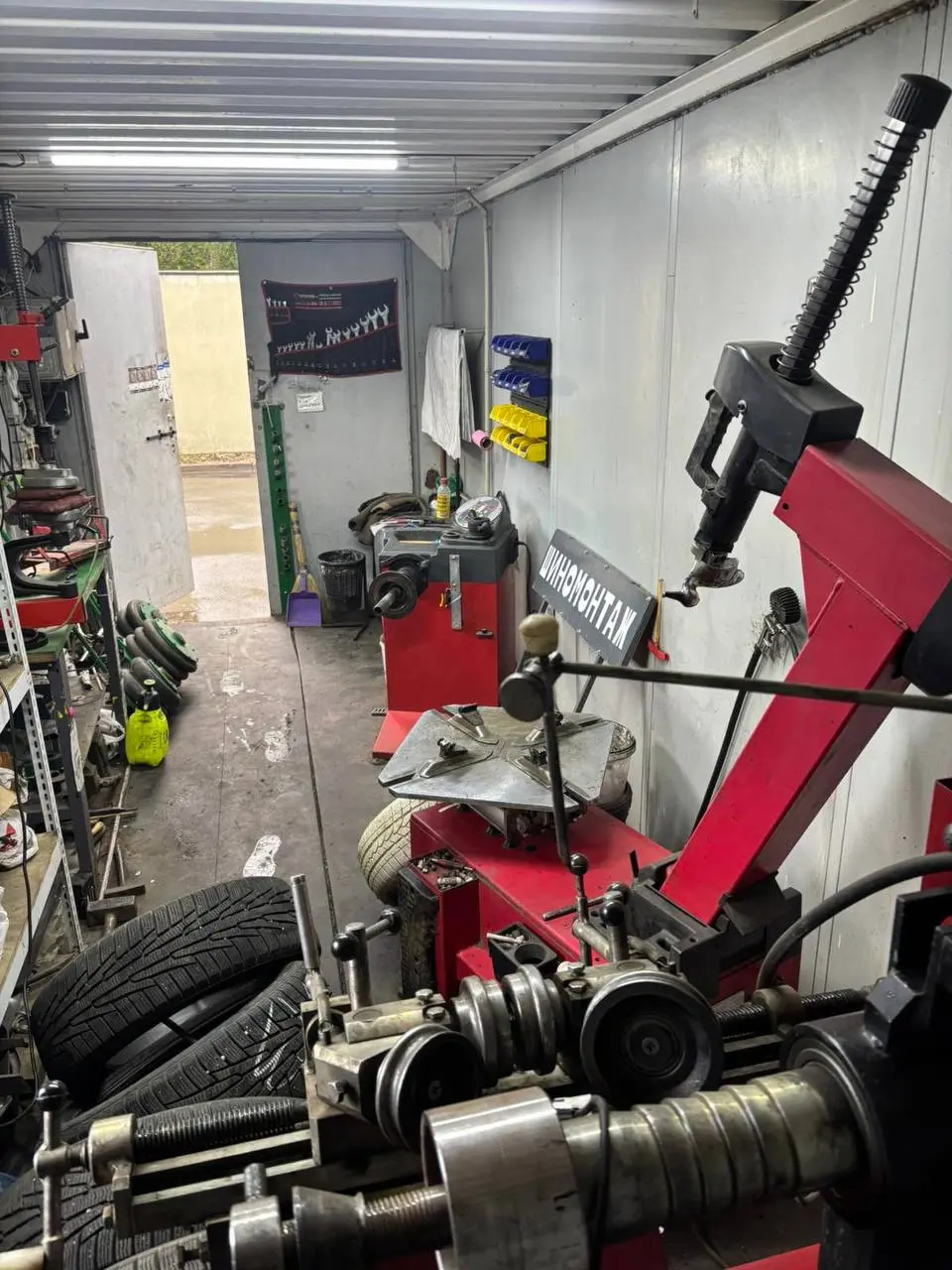 Фото Rent a garage, parking space in Kryvyi Rih for long-term rent, price: 7000 UAH, code 4425