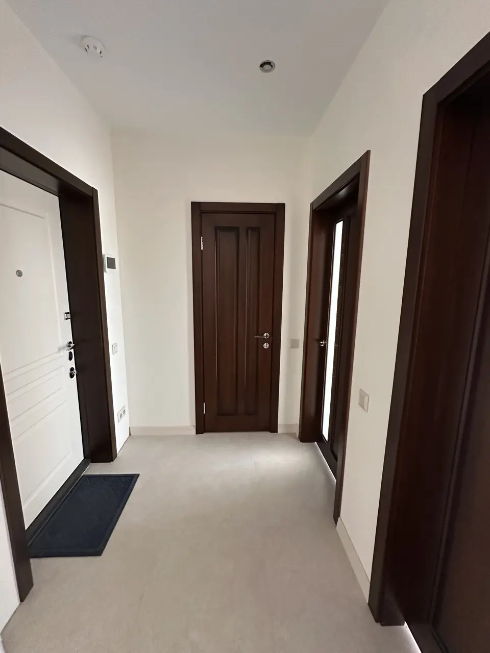 Фото Продаю 2 кімнатну квартиру, 65 кв. м, Каховська вул. 62а Київ, ціна: 130000 $, код 4431