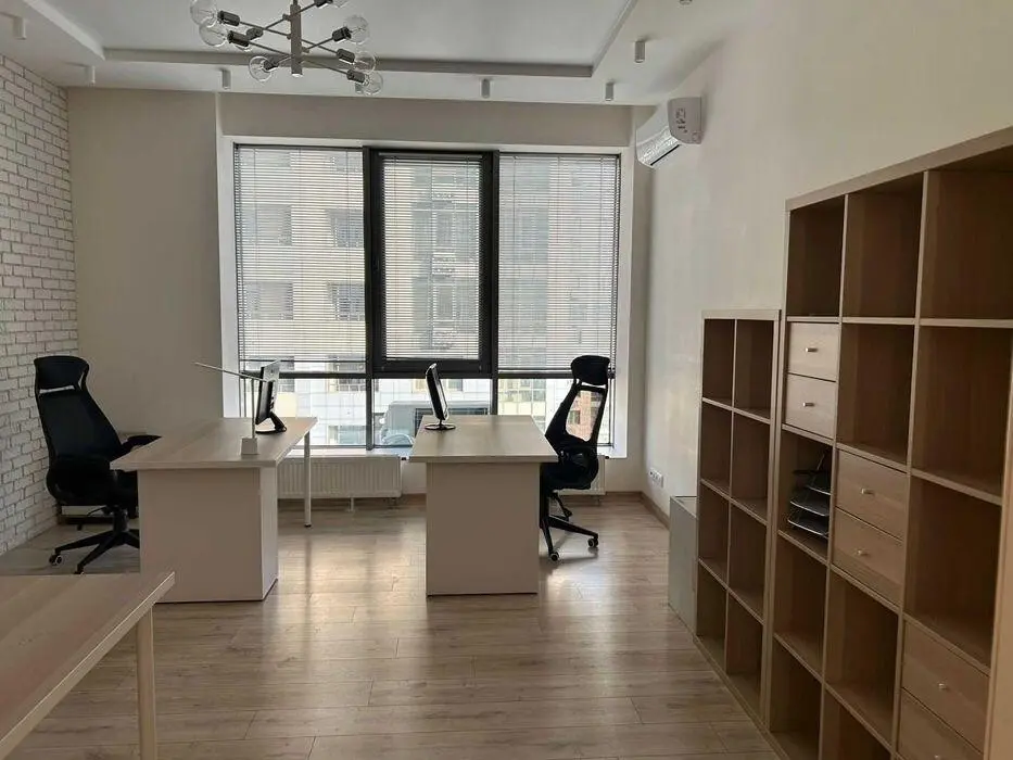 Фото Орендувати офіс, Трускавецька вул.  Київ в довгострокову оренду, ціна: 86000 грн, код 4437