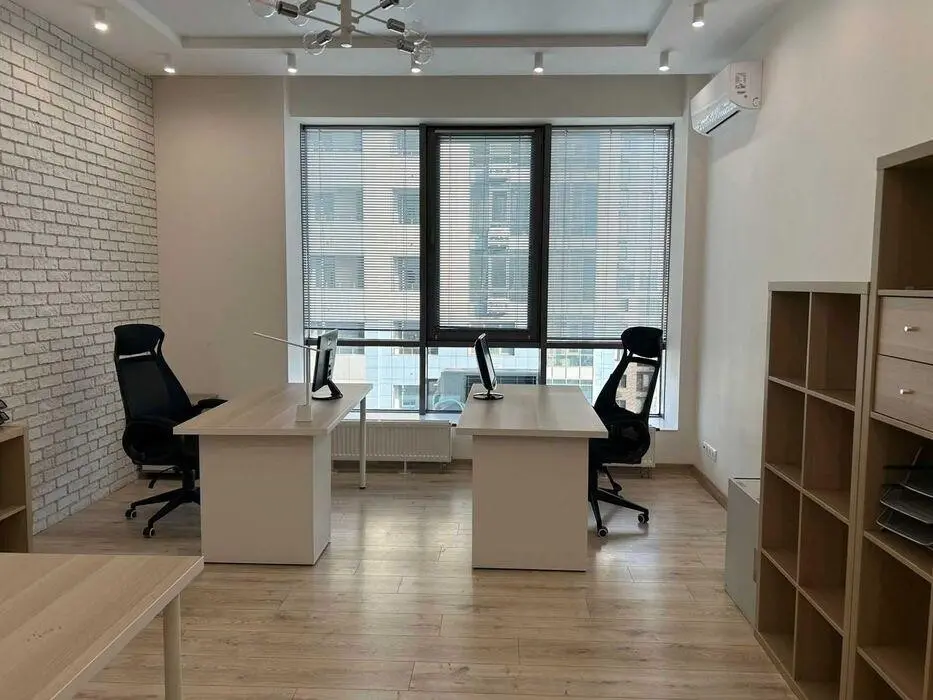 Фото Орендувати офіс, Трускавецька вул.  Київ в довгострокову оренду, ціна: 86000 грн, код 4437