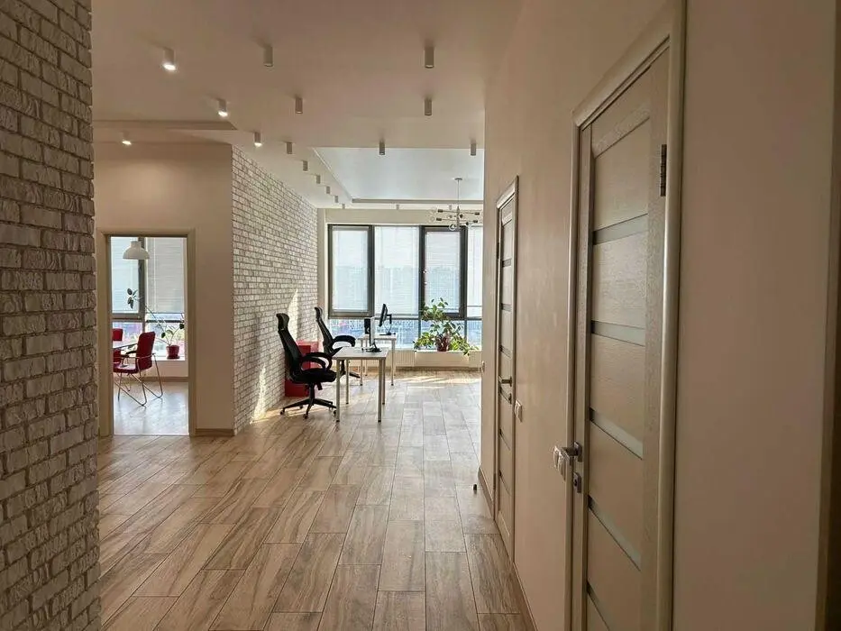 Фото Орендувати офіс, Трускавецька вул.  Київ в довгострокову оренду, ціна: 86000 грн, код 4437