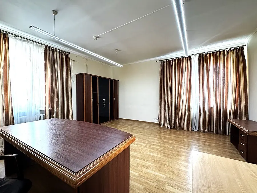 Фото Арендовать офис, Амвросия Бучмы ул. 5 Киев в долгосрочную аренду, цена: 21000 UAH, код 4445