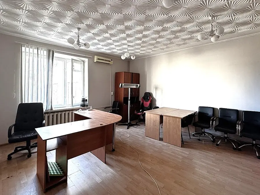 Фото Арендовать офис, Амвросия Бучмы ул. 5 Киев в долгосрочную аренду, цена: 12000 UAH, код 4447