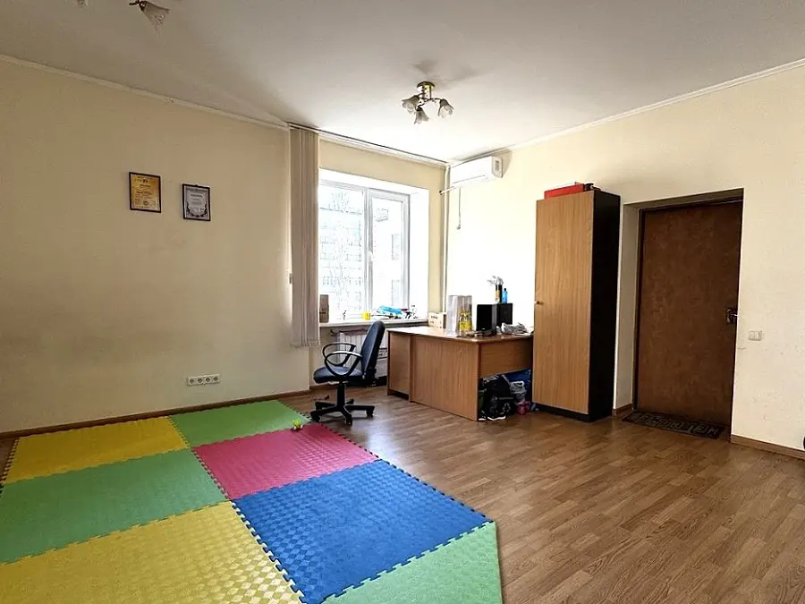 Фото Арендовать офис, Амвросия Бучмы ул. 5 Киев в долгосрочную аренду, цена: 10200 UAH, код 4448