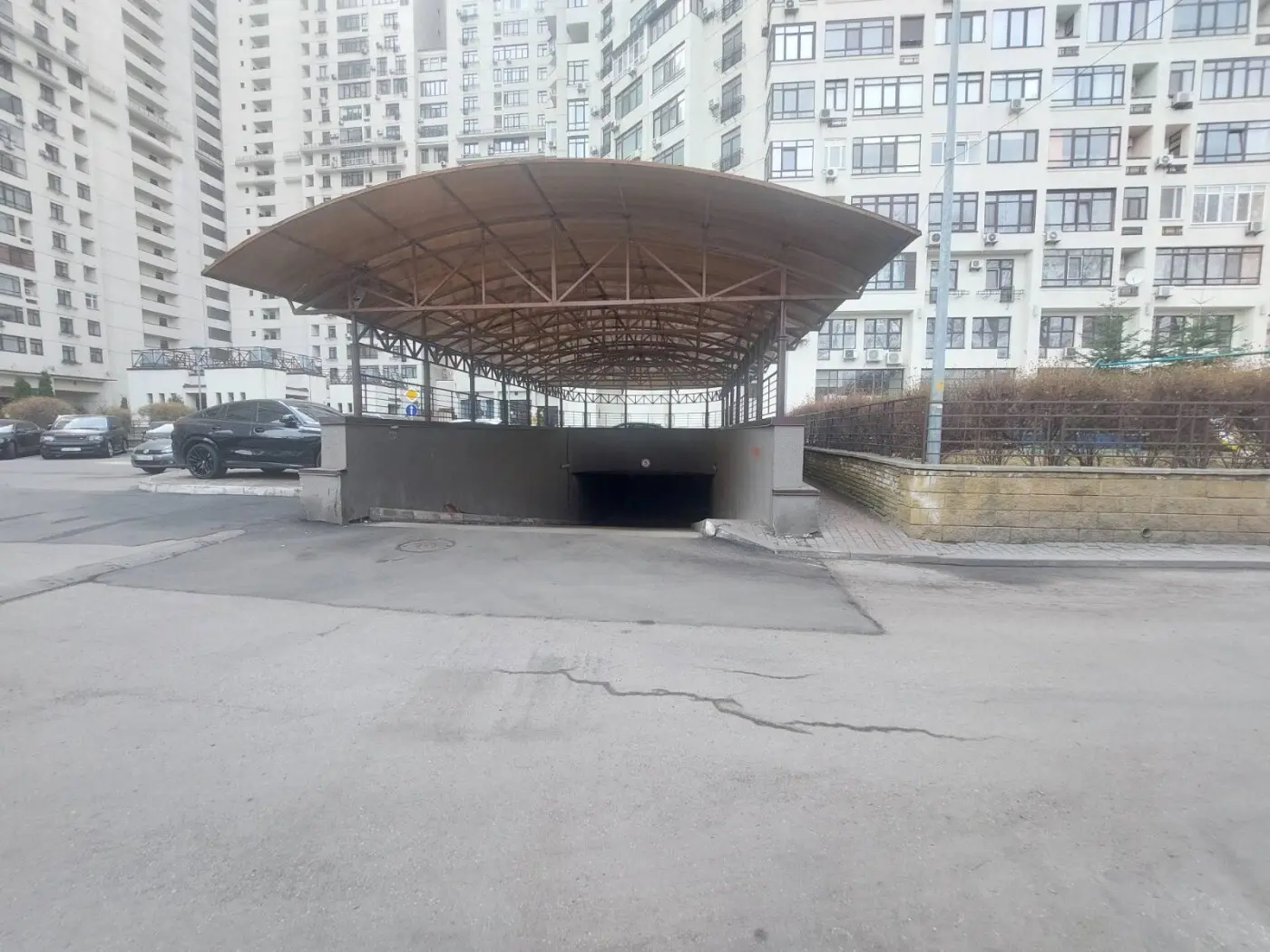 Фото Продаю парковочное место, гараж, 19 кв. м, Евгения Коновальца ул. (Щорса) 44 Киев, цена: 33000 $, код 4456