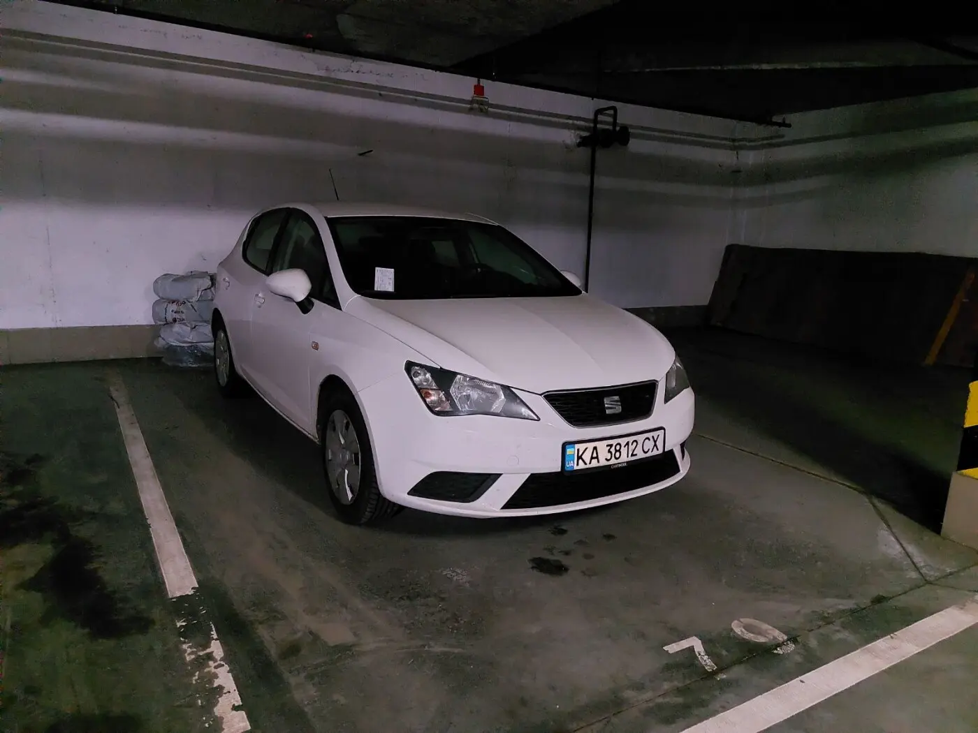 Фото Продаю парковочное место, гараж, 19 кв. м, Евгения Коновальца ул. (Щорса) 44 Киев, цена: 33000 $, код 4456