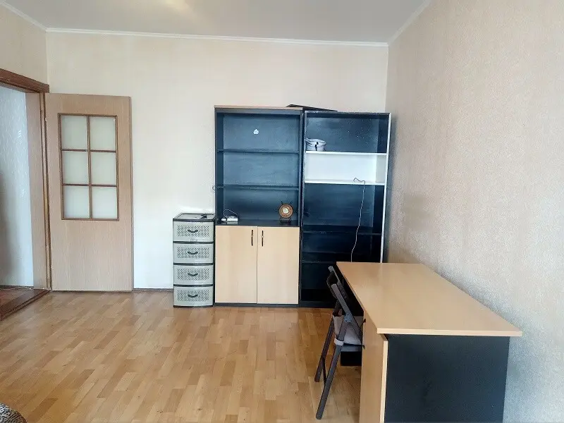 Фото Снять 1-комнатную квартиру, Драгоманова ул.  Киев в долгосрочную аренду, цена: 8000 грн, код 4458