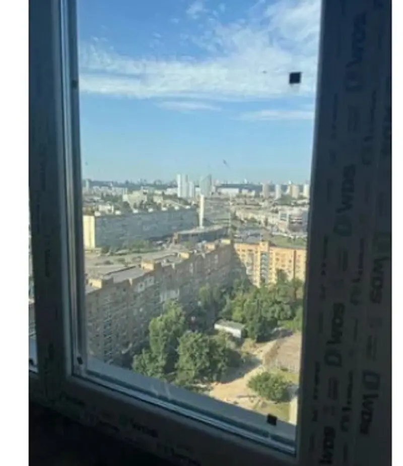Фото Продаю 1-комнатную квартиру, 52 кв. м, Владимира Сосюры ул. 6 Киев, цена: 57000 $, код 4461