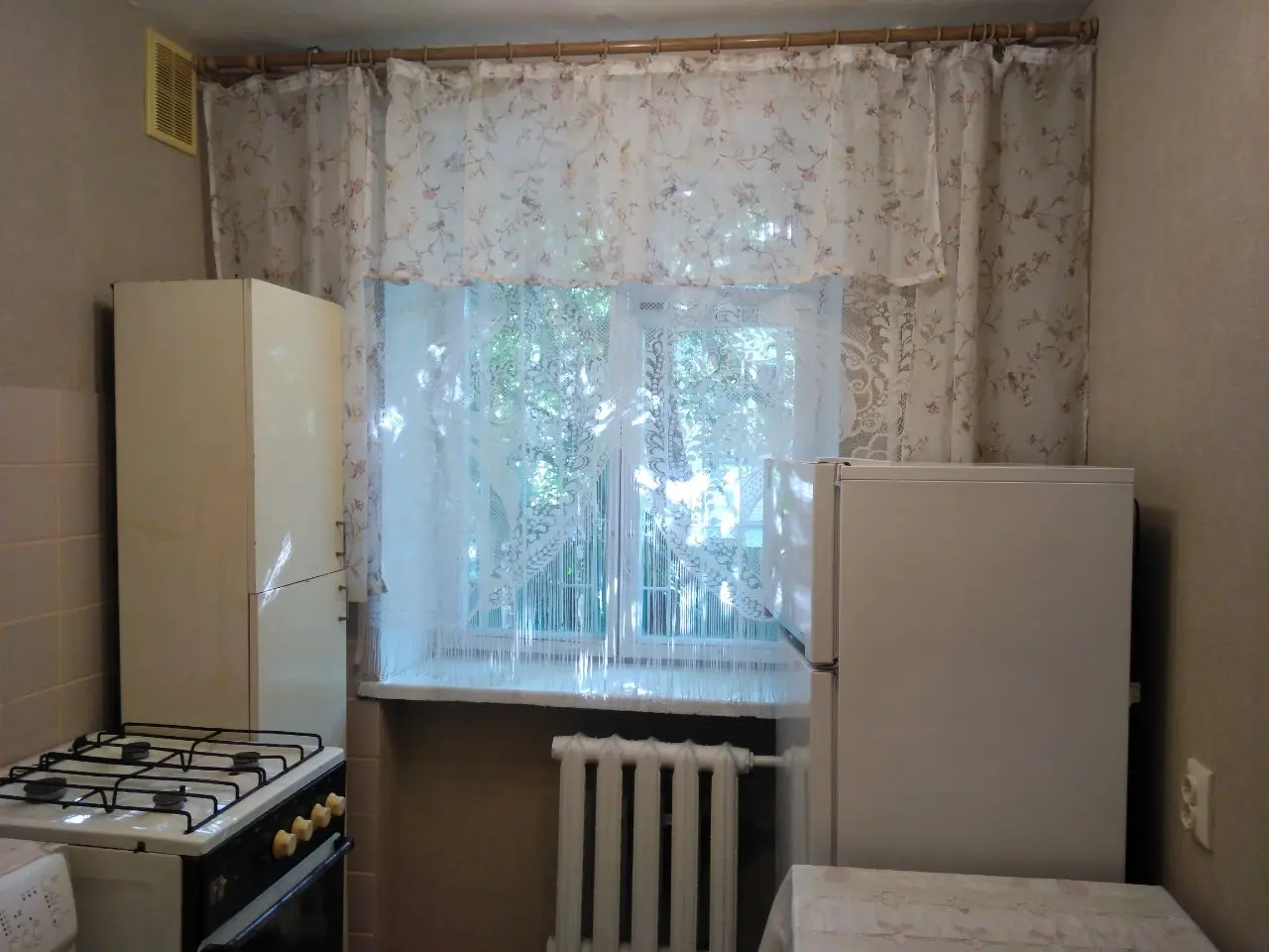 Фото Зняти 1 кімнатну квартиру, Академіка Туполєва вул. 5д Київ в довгострокову оренду, ціна: 10000 UAH, код 4464