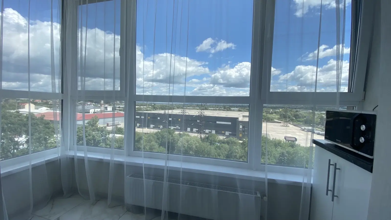 Фото Продаю 1 кімнатну квартиру, 41.5 кв. м, Богдана Хмельницького вул. 230а Львів, ціна: 86000 $, код 4465