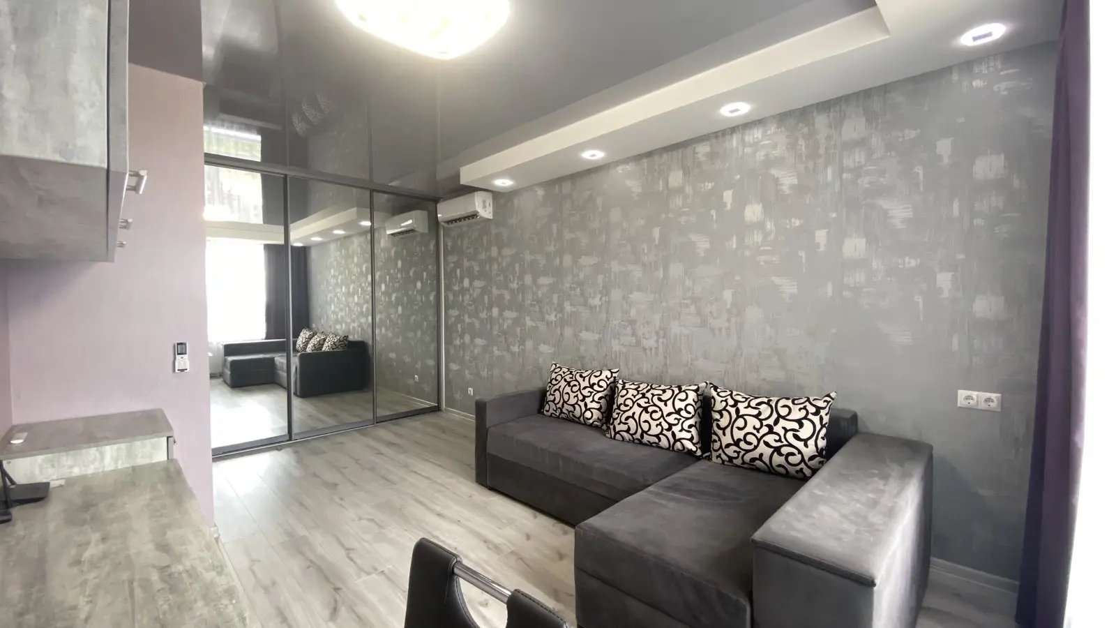 Фото Продаю 1 кімнатну квартиру, 41.5 кв. м, Богдана Хмельницького вул. 230а Львів, ціна: 86000 $, код 4465