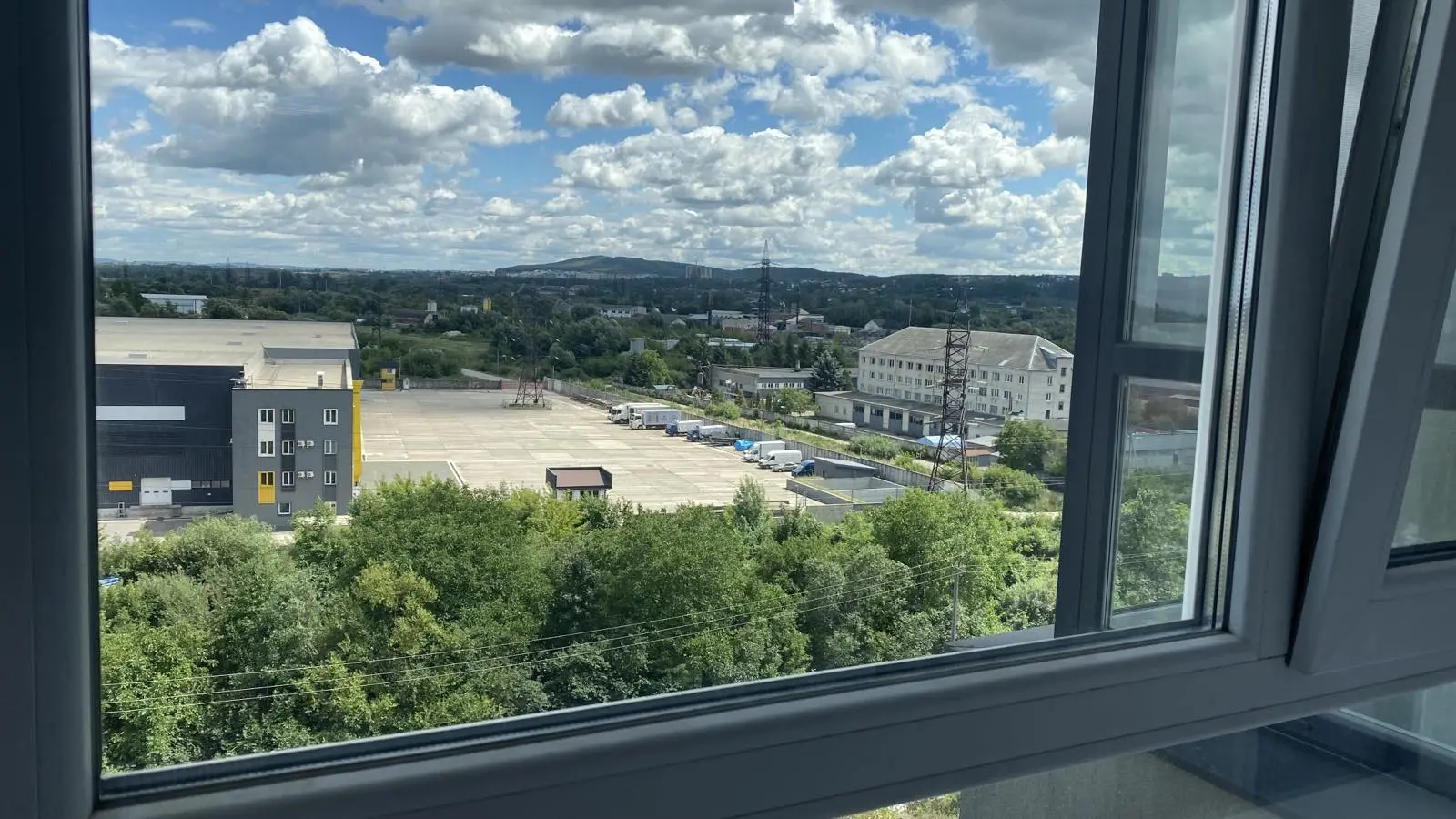 Фото Продаю 1 кімнатну квартиру, 41.5 кв. м, Богдана Хмельницького вул. 230а Львів, ціна: 86000 $, код 4465