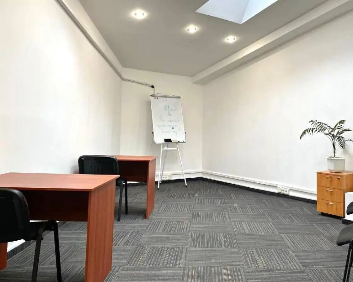 Фото Арендовать офис, Рыбальская ул. 18 Киев в долгосрочную аренду, цена: 25000 UAH, код 4467