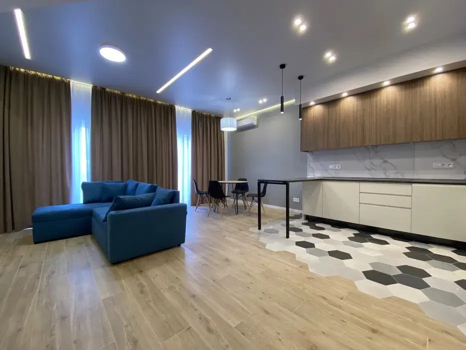 Фото Зняти будинок, 136-а Садова вул.  Київ в довгострокову оренду, ціна: 1250 $, код 4469