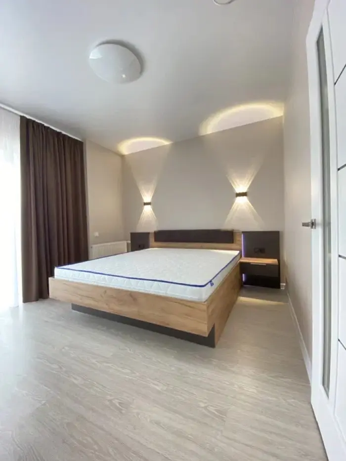 Фото Зняти будинок, 136-а Садова вул.  Київ в довгострокову оренду, ціна: 1250 $, код 4469