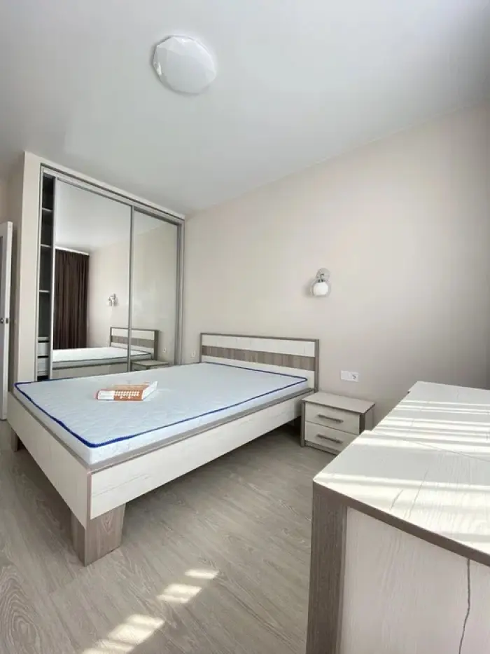 Фото Зняти будинок, 136-а Садова вул.  Київ в довгострокову оренду, ціна: 1250 $, код 4469