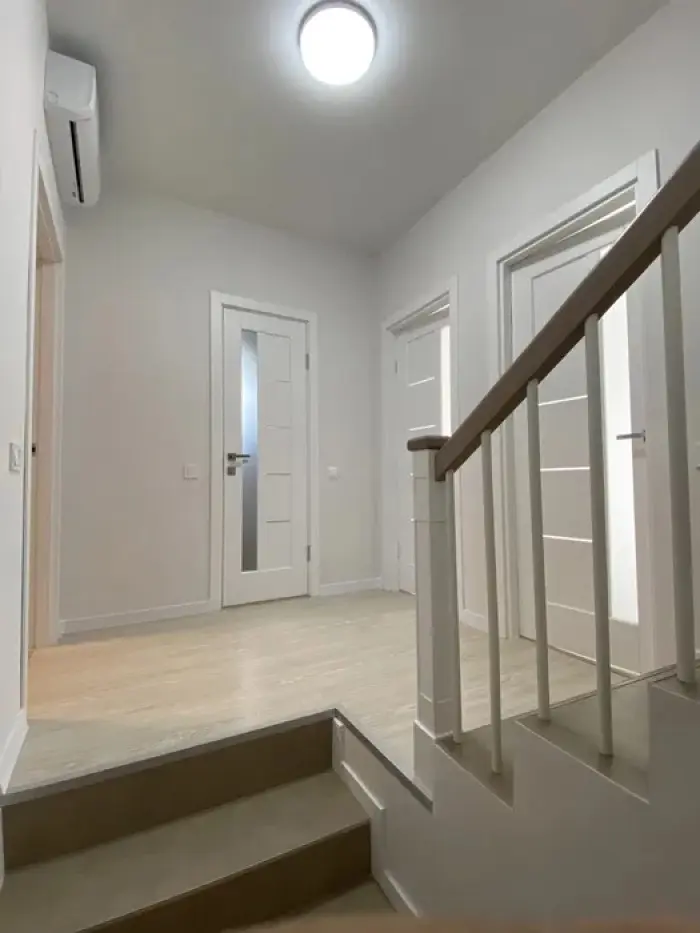 Фото Зняти будинок, 136-а Садова вул.  Київ в довгострокову оренду, ціна: 1250 $, код 4469