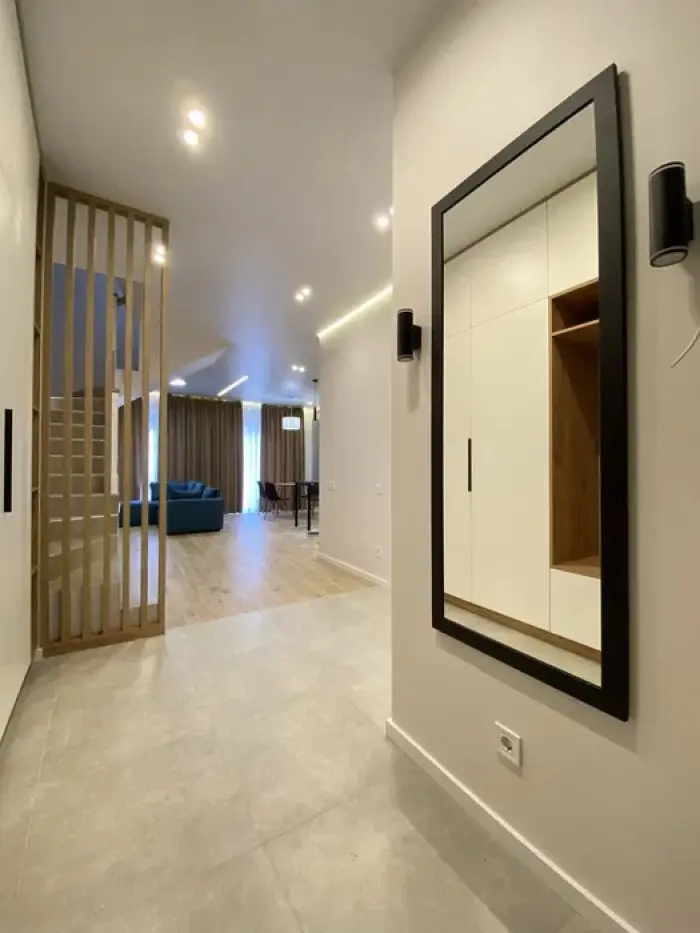 Фото Зняти будинок, 136-а Садова вул.  Київ в довгострокову оренду, ціна: 1250 $, код 4469