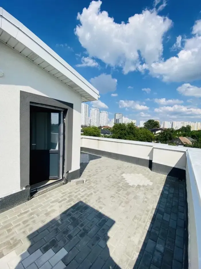 Фото Зняти будинок, 136-а Садова вул.  Київ в довгострокову оренду, ціна: 1250 $, код 4469