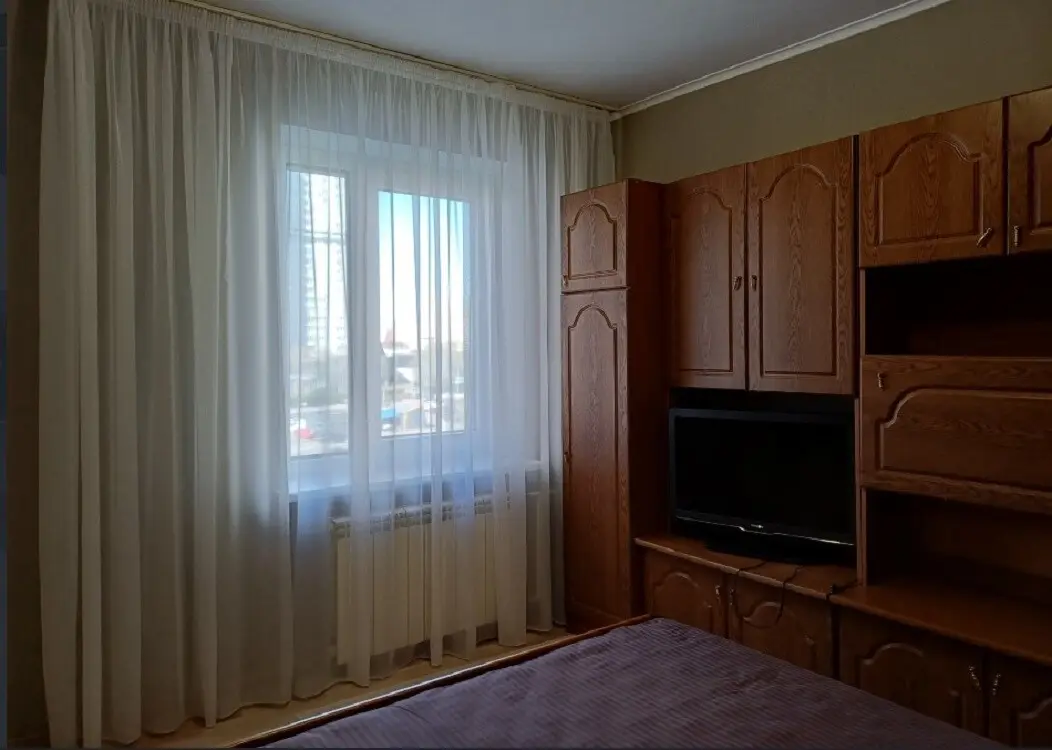 Фото Снять 4-комнатную квартиру, Александра Мишуги ул. 11 Киев в долгосрочную аренду, цена: 24000 грн, код 4470