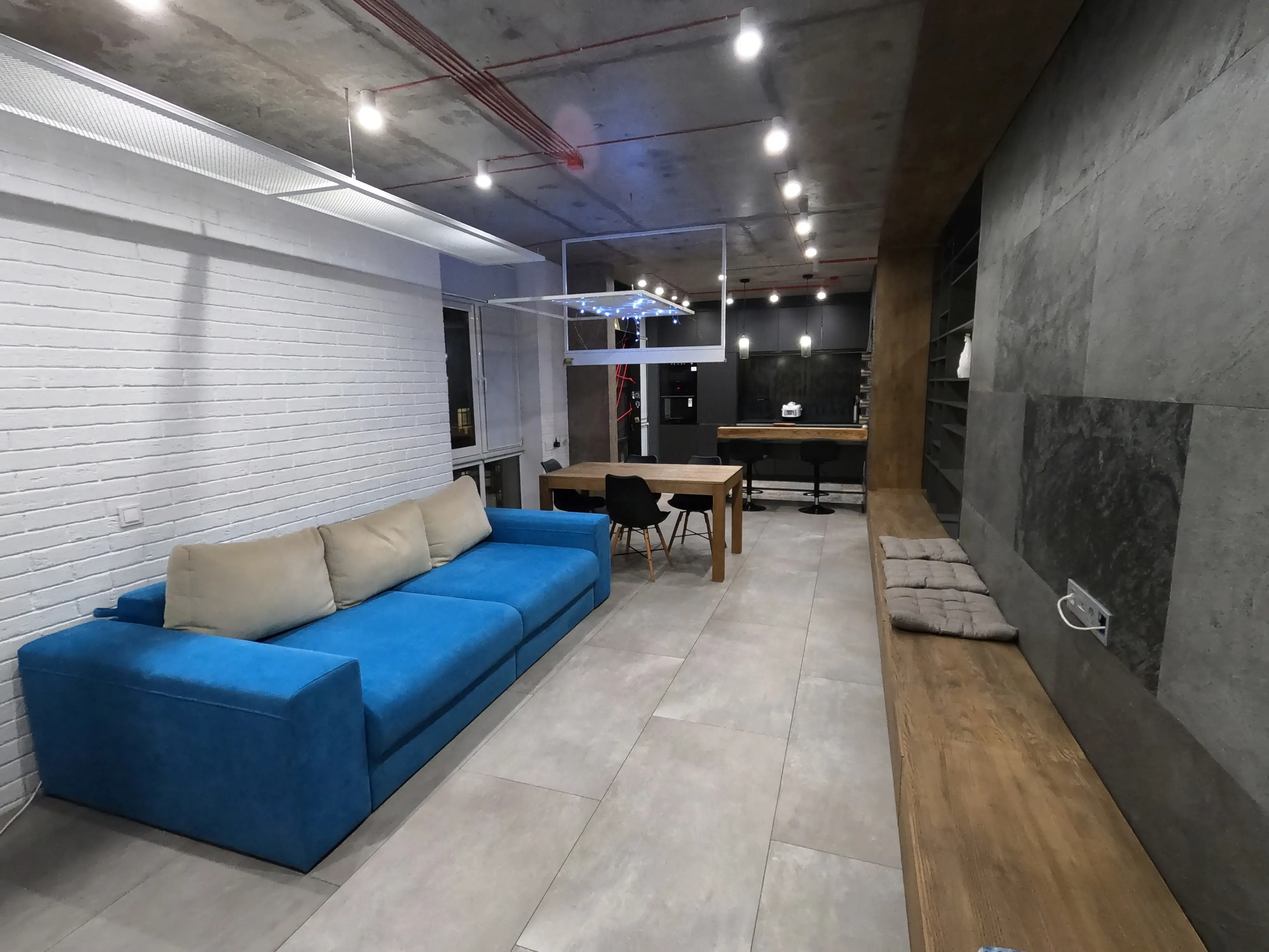 Фото Зняти 2 кімнатну квартиру, Регенераторна вул. 4 к7-8 Київ в довгострокову оренду, ціна: 21500 UAH, код 4471