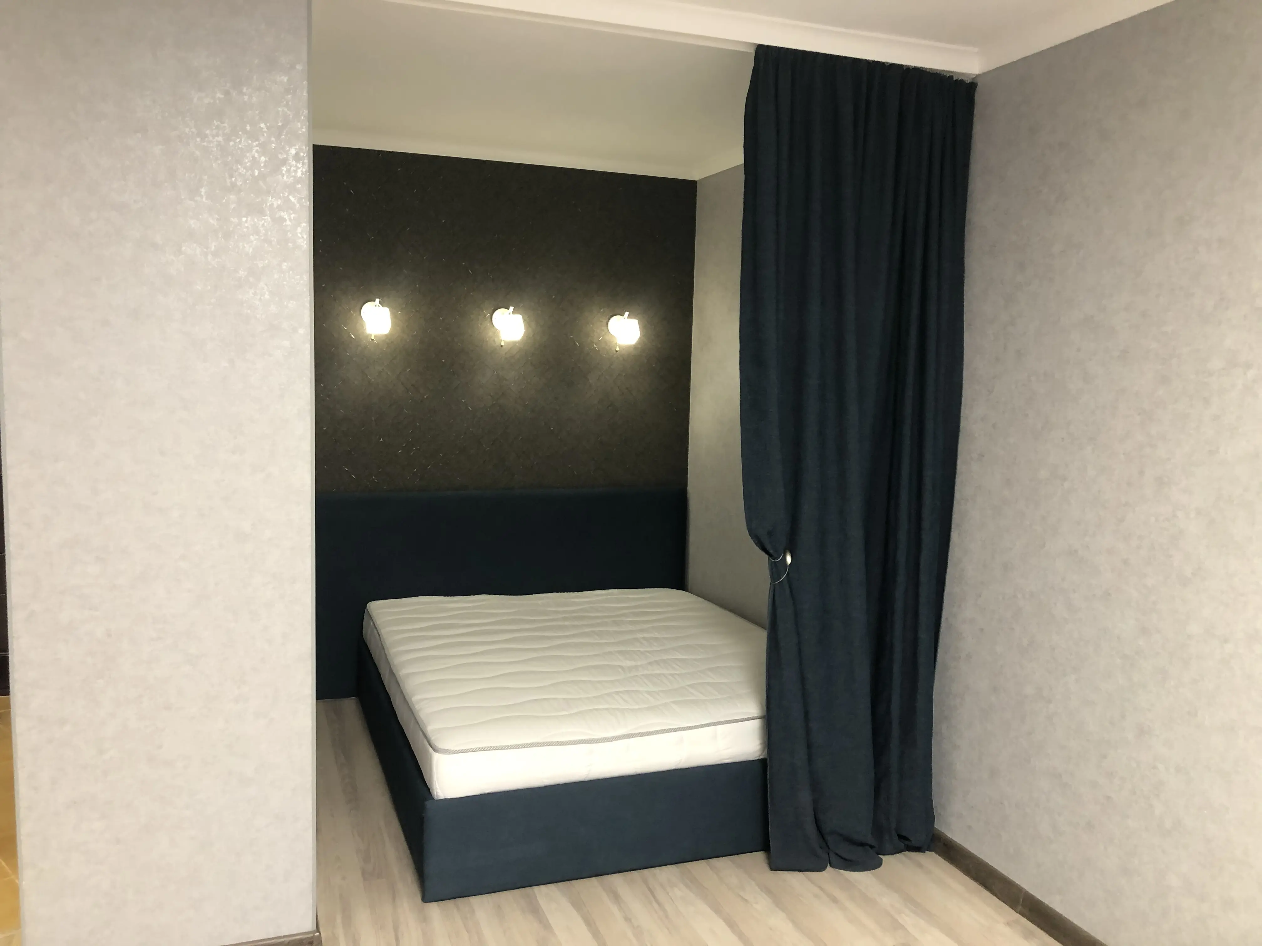 Фото Selling a 1-room apartment, 46 sq.m., Dokivska Street 7а Kotsiubynske, price: 62000 $, code 4474