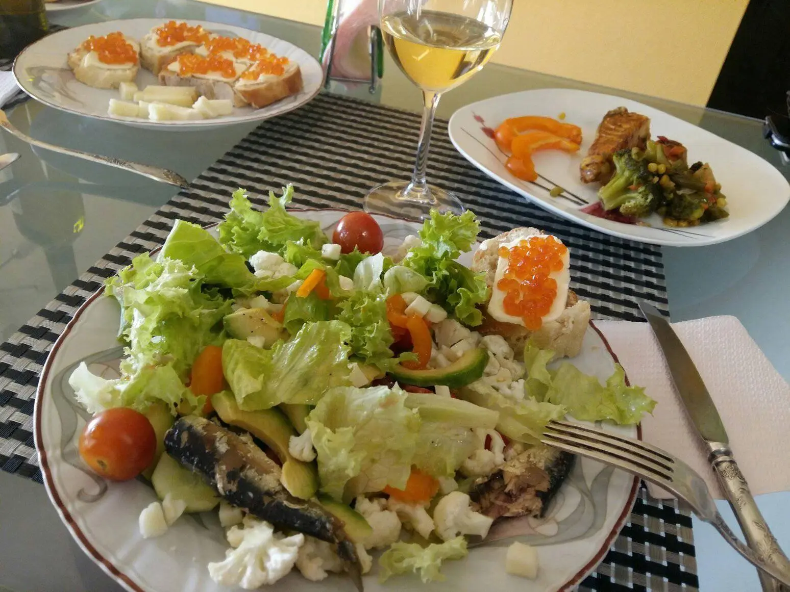 Фото Rent a -room apartment, Bohatyrska Street 6а Kyiv for long-term rent, price: 300 EUR, code 4477