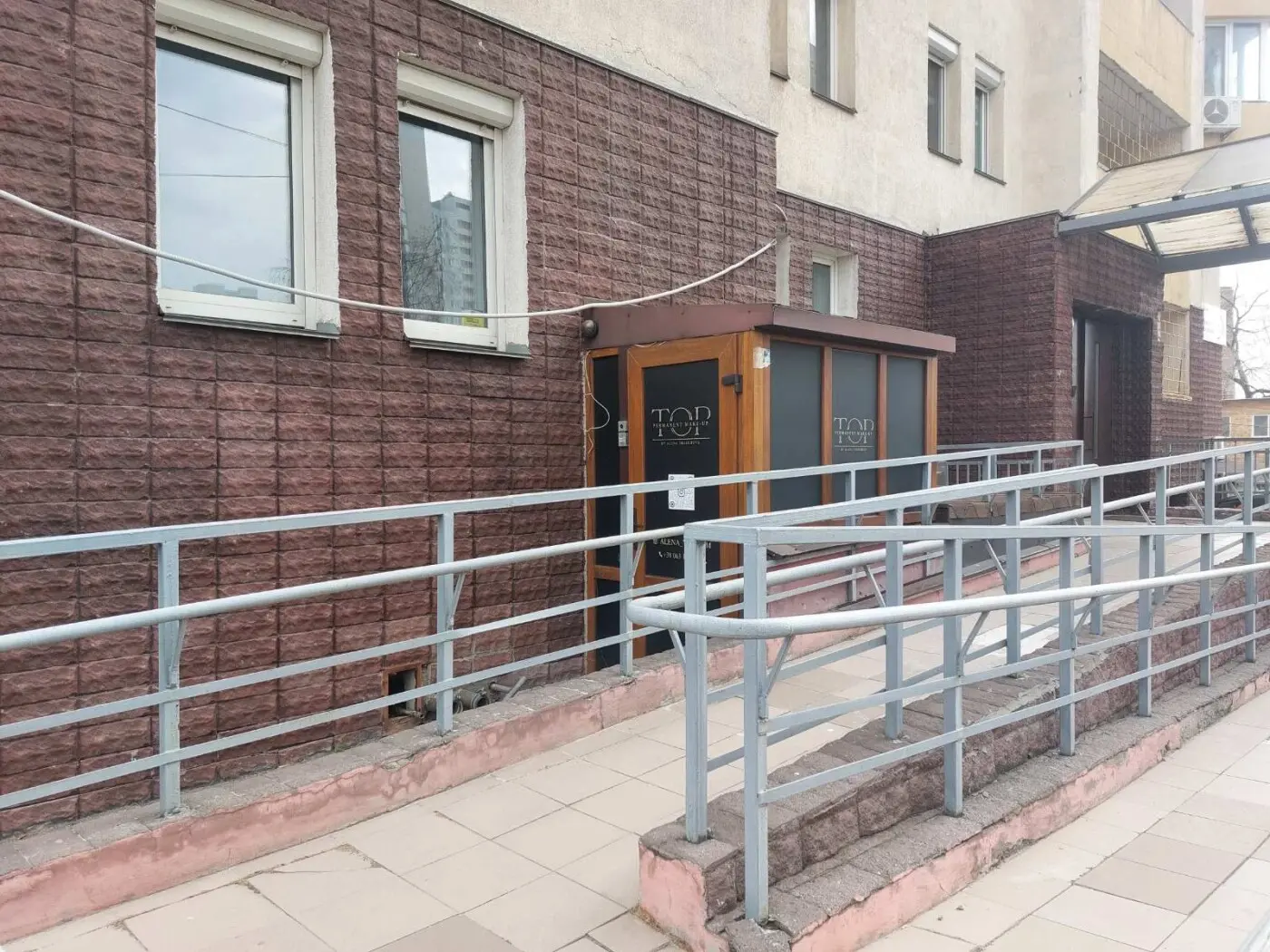 Фото Rent an office, Mytropolyta Andreia Sheptytskoho Street (Anatoliia Lunacharskoho Street) 16/4 Kyiv for long-term rent, price: 25000 грн, code 4482