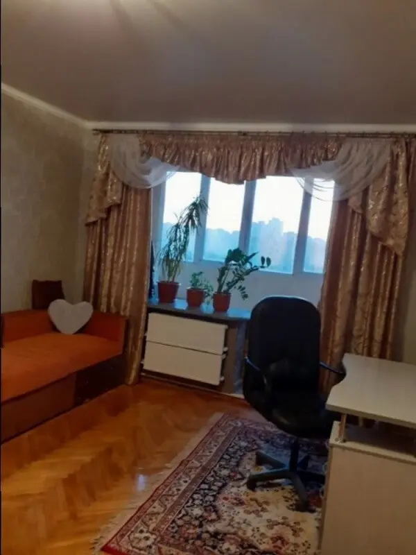 Фото Rent a 1-room apartment, Revutskoho Street 42 Kyiv for long-term rent, price: 14300 грн, code 4483