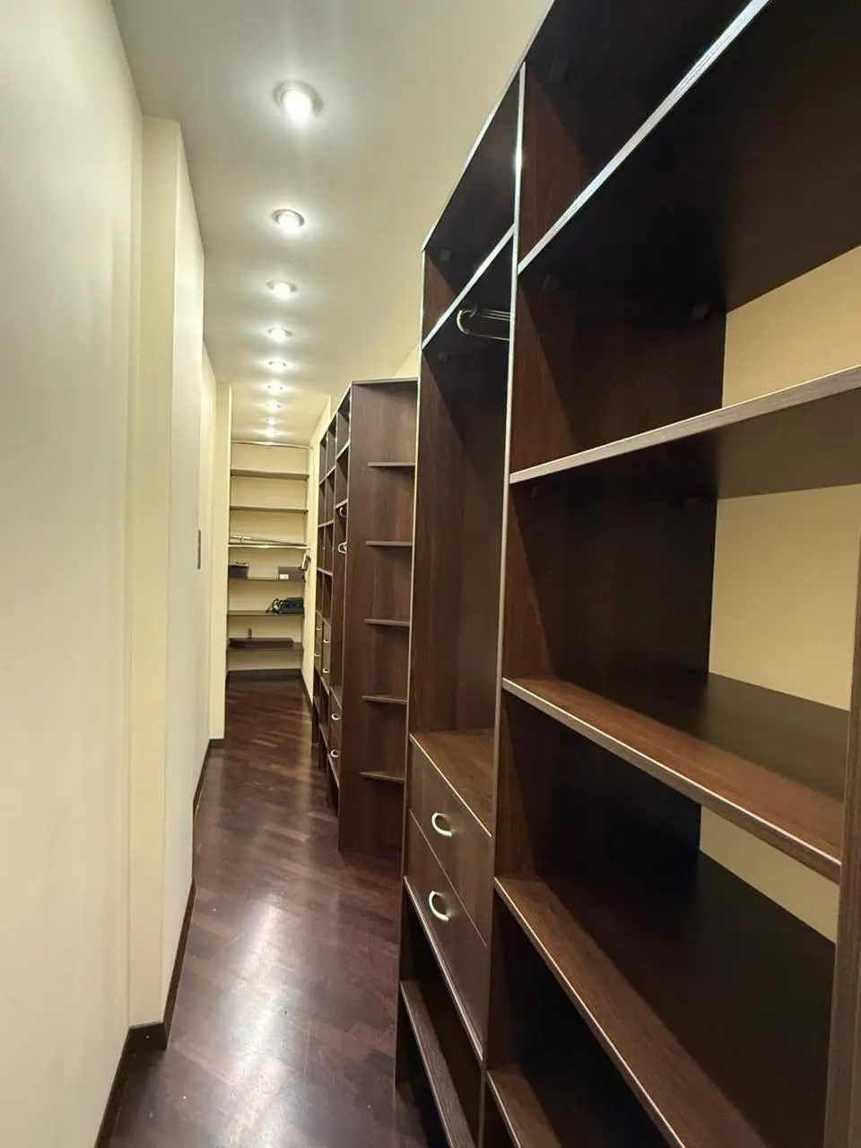 Фото Rent a 2-room apartment, Yevhena Konovaltsia Street (Schorsa Street) 32г Kyiv for long-term rent, price: 40000 UAH, code 4485