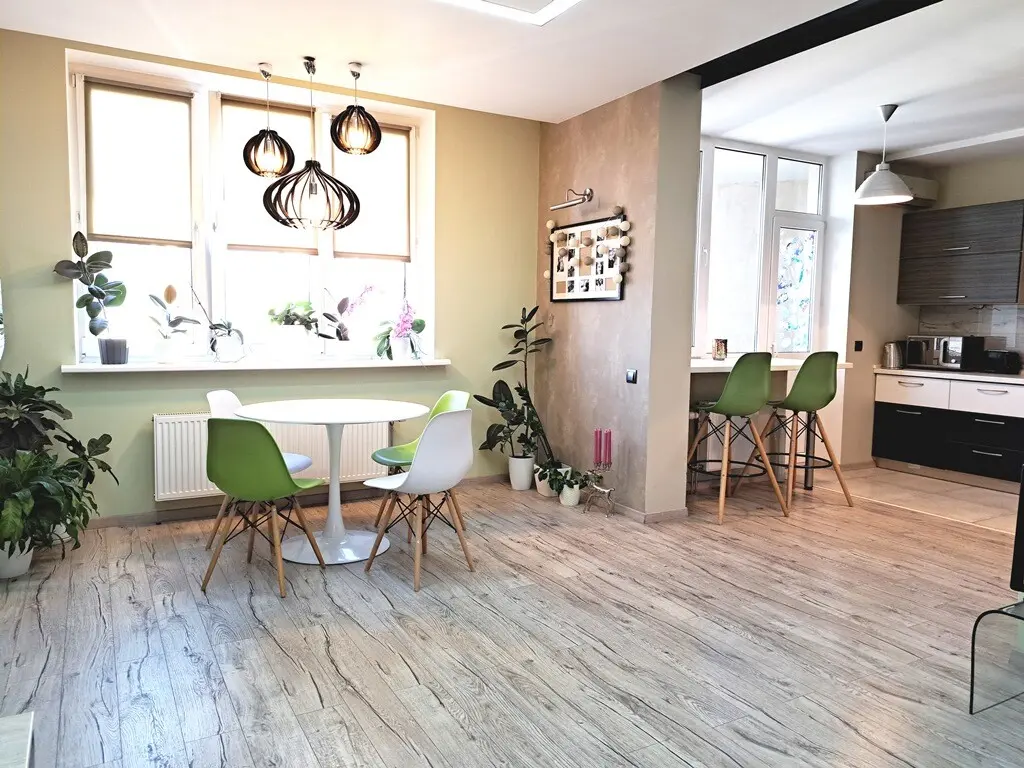 Фото Зняти 2 кімнатну квартиру, Анни Ахматової вул. 30 Київ в довгострокову оренду, ціна: 22000 грн, код 4490