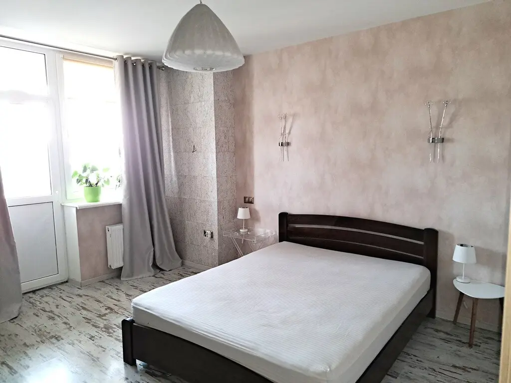 Фото Зняти 2 кімнатну квартиру, Анни Ахматової вул. 30 Київ в довгострокову оренду, ціна: 22000 грн, код 4490