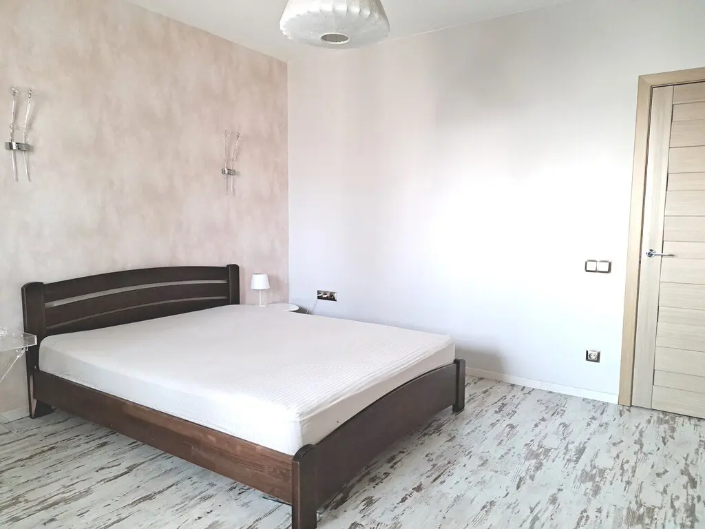 Фото Зняти 2 кімнатну квартиру, Анни Ахматової вул. 30 Київ в довгострокову оренду, ціна: 22000 грн, код 4490