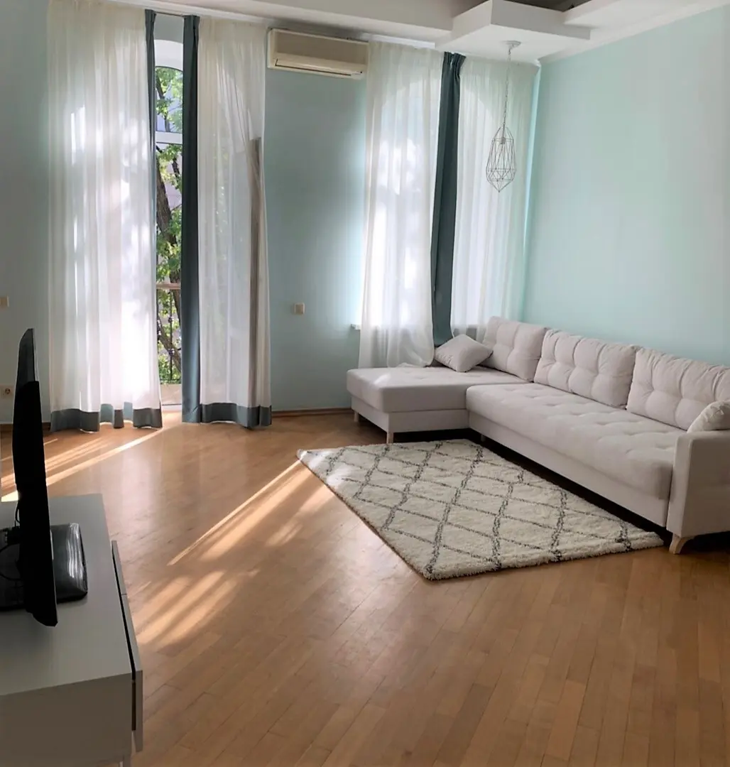 Фото Зняти 1 кімнатну квартиру, Лютеранська вул. 13 Київ в довгострокову оренду, ціна: 47300 грн, код 4491