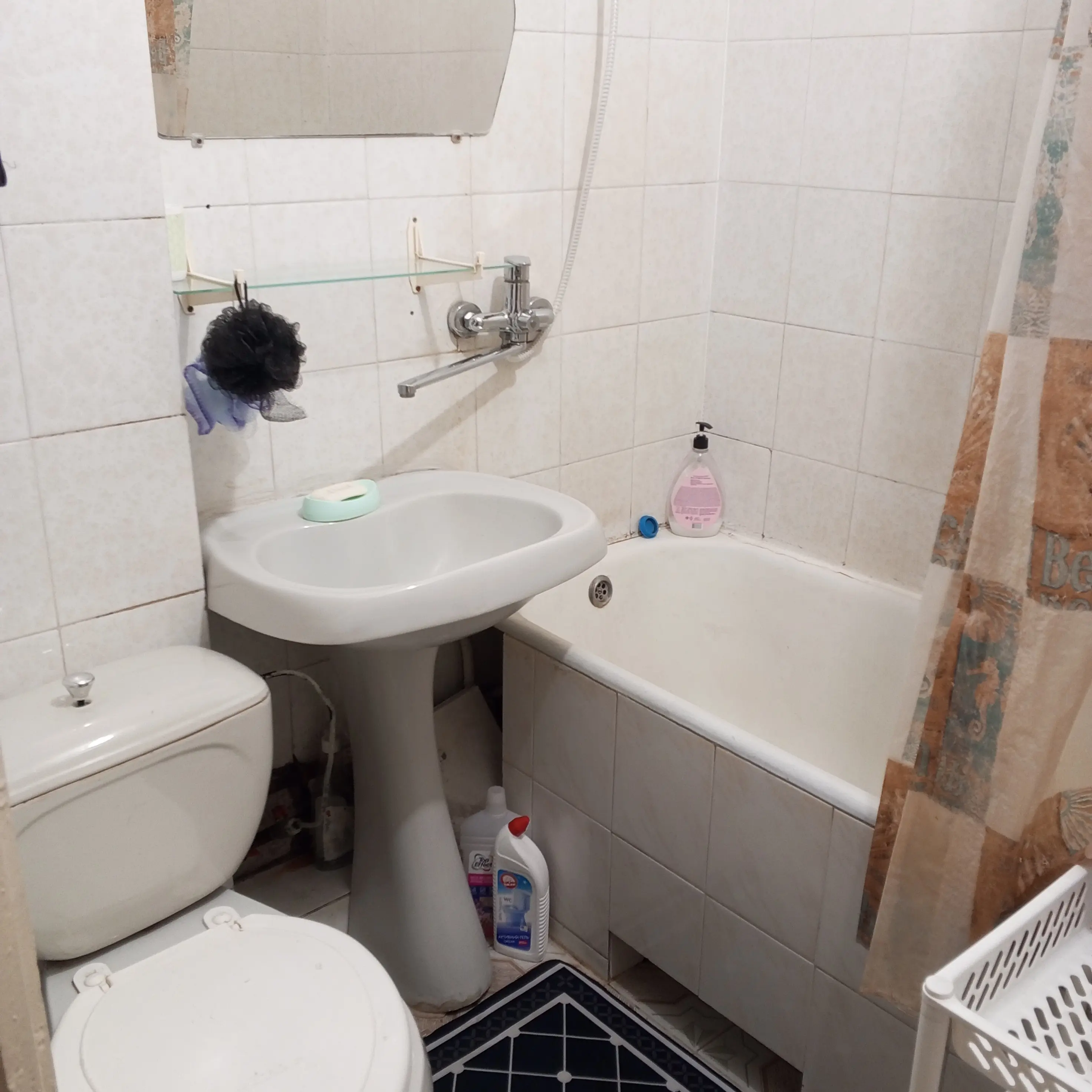 Фото Rent a 1-room apartment, Leonida Kadeniuka Avenue (Yuriia Haharina Avenue) 13а Kyiv for long-term rent, price: 8500 UAH, code 4494