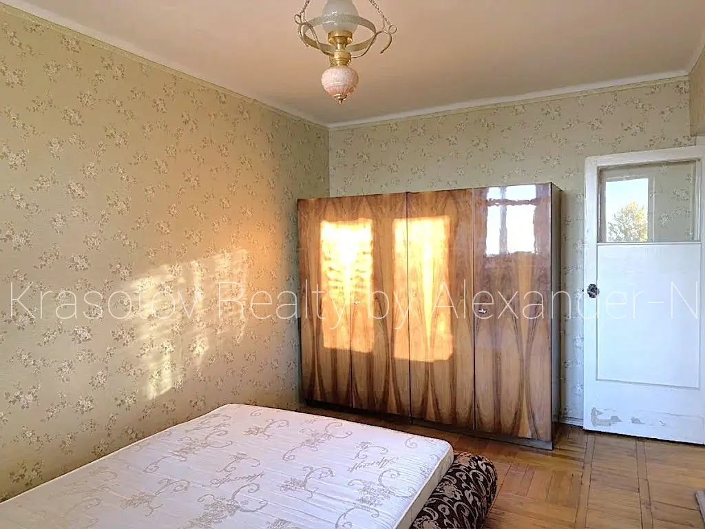 Фото Selling a 3-room apartment, 64 sq.m., Botanichnyi Lane  Odesa, price: 49000 $, code 4496