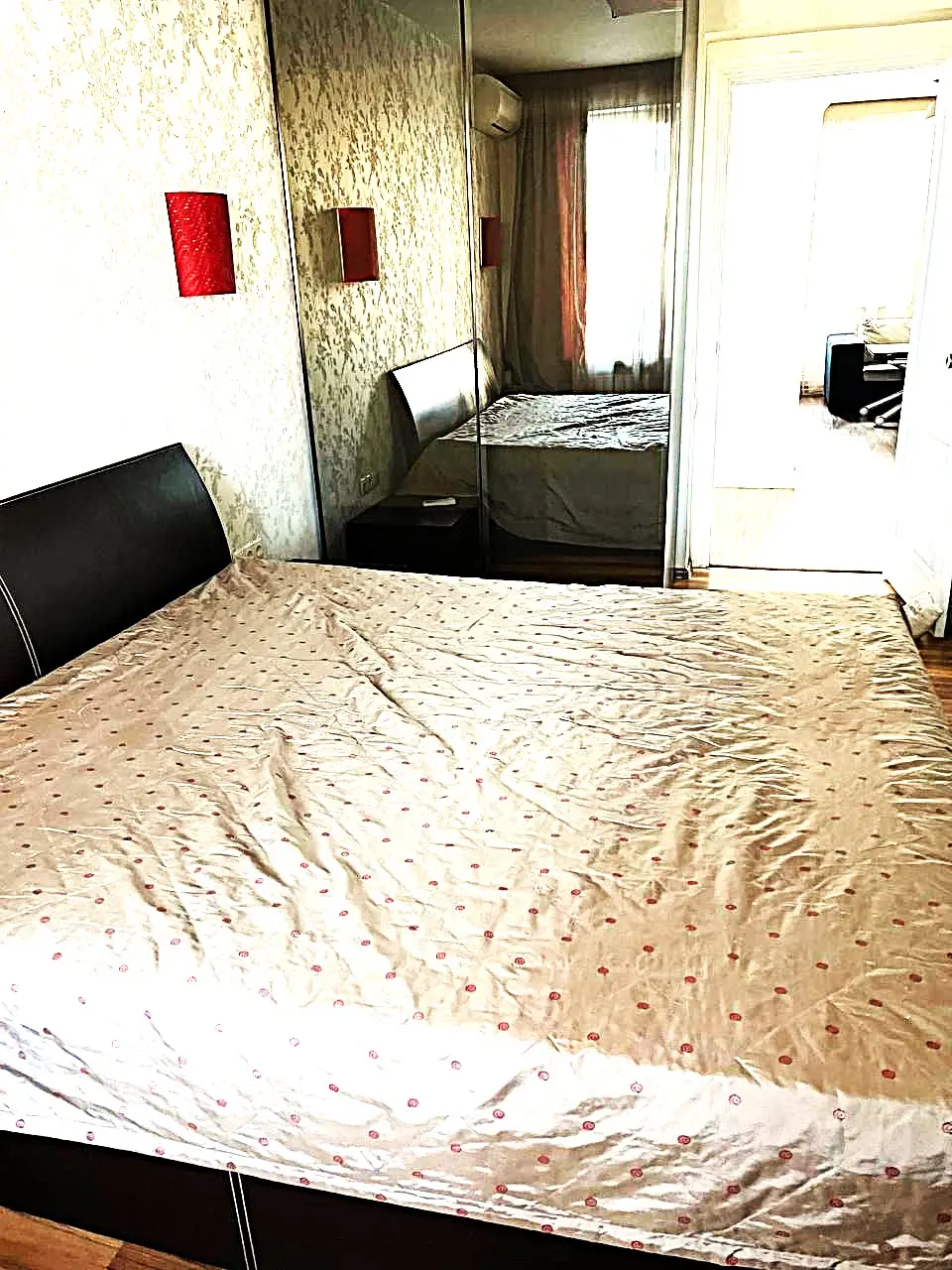 Фото Зняти 3 кімнатну квартиру, Голосіївський просп. (40-річчя Жовтня) 25 Київ в довгострокову оренду, ціна: 24000 UAH, код 4498