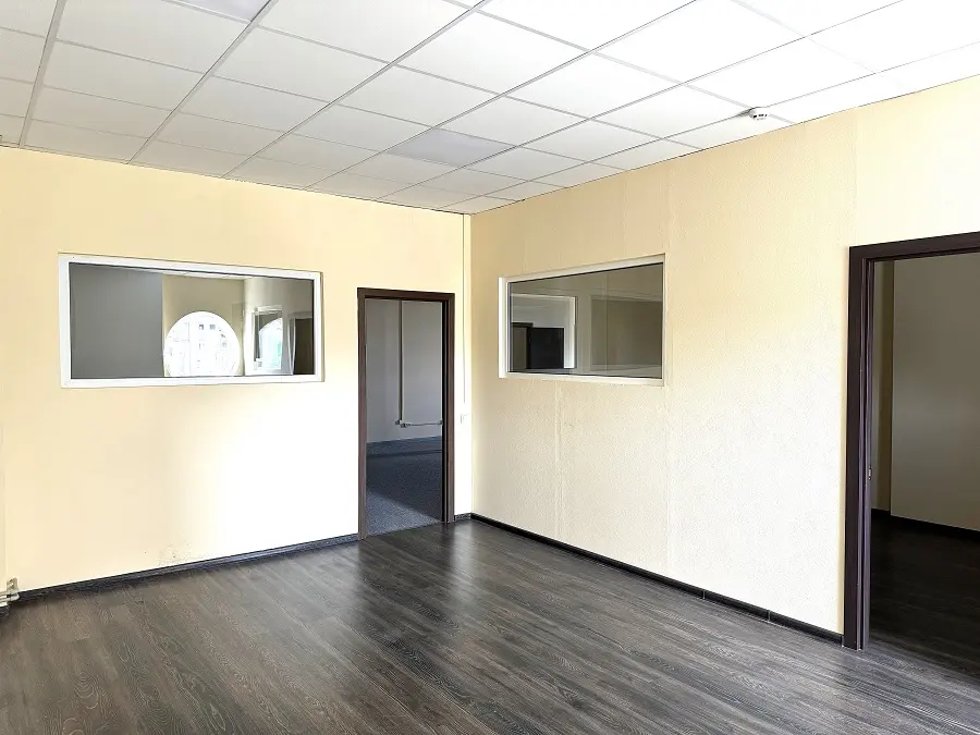 Фото Rent an office, Mykilsko-Slobidska Street 1а Kyiv for long-term rent, price: 63000 UAH, code 4502