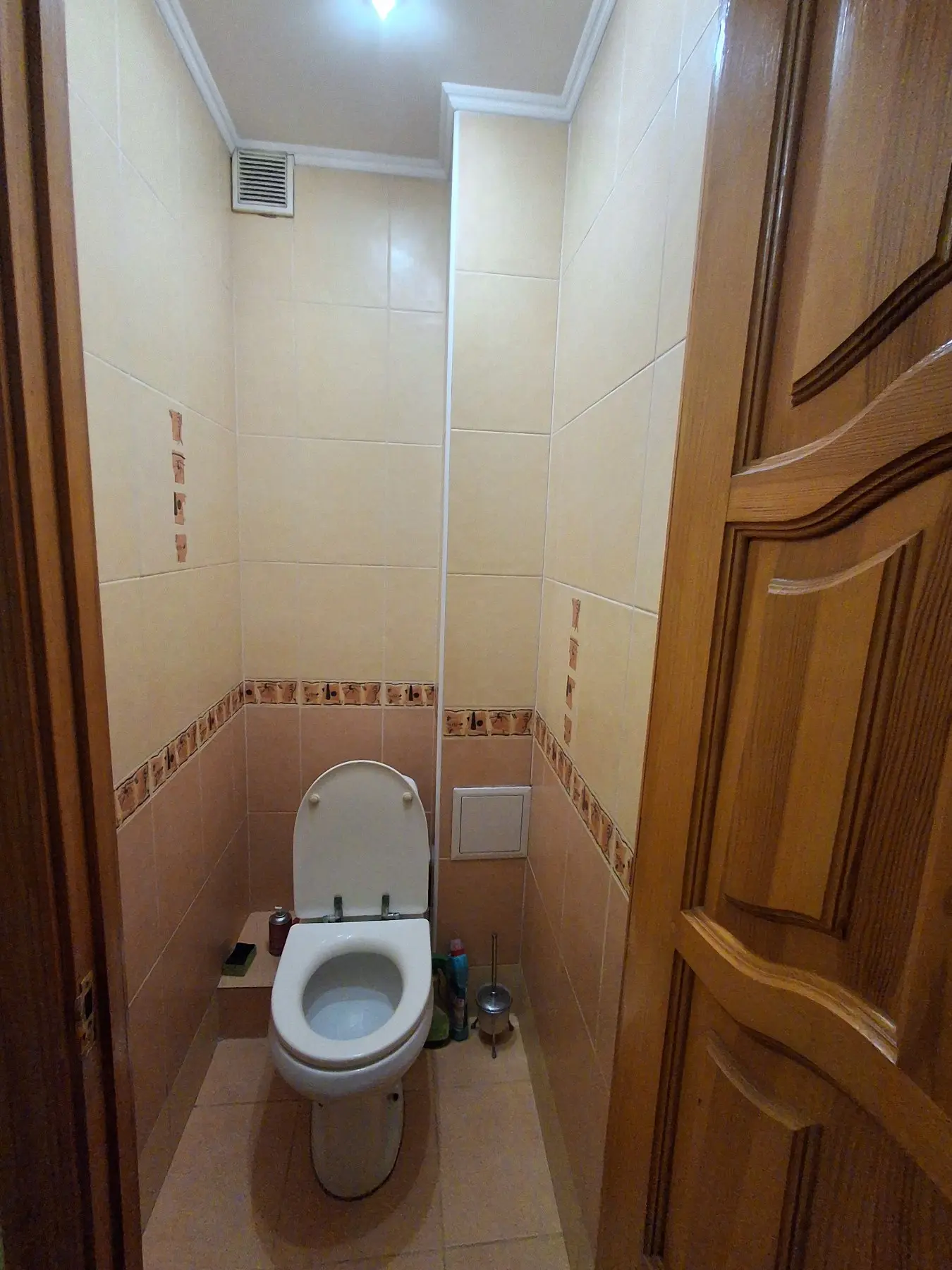 Фото Зняти 2 кімнатну квартиру, Харківське шосе 168б Київ в довгострокову оренду, ціна: 13000 UAH, код 4505