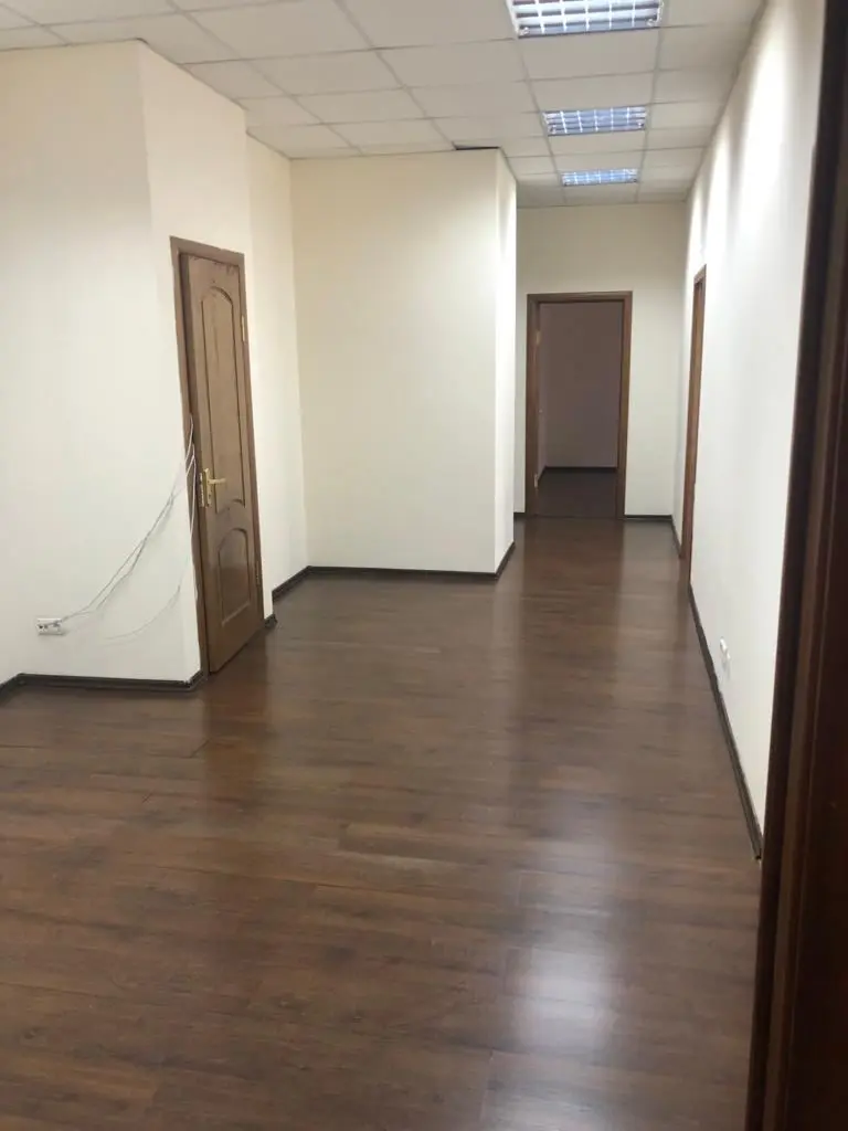 Фото Арендовать офис, Глубочицкая ул. 40-У Киев в долгосрочную аренду, цена: 36000 UAH, код 4508